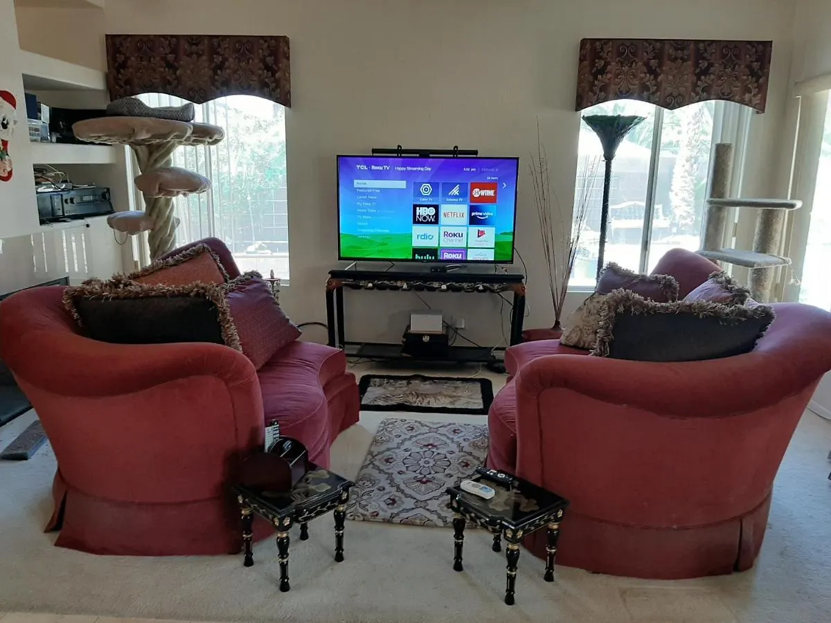 Catmosphere 2 Las Vegas Homestay
